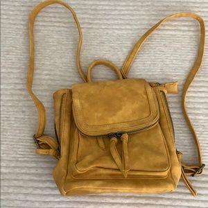 Tilly’s Yellow mini backpack